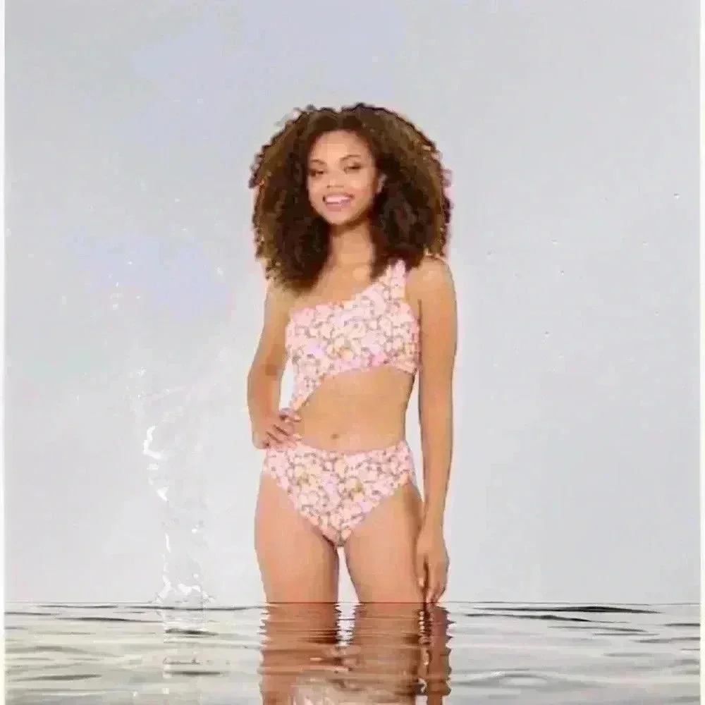 Ninety-Nine Swim Junior's NEW W Tags XS One-Shoulder, One-Piece Swim Coral. - Picture 3 of 3